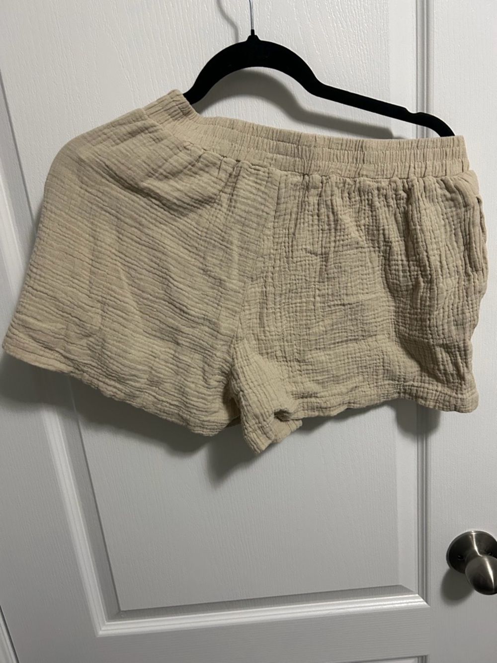 2 piece cream beige gauze set! Lightweight Button-Up Short Sleeve and short set - Picture 3 of 6